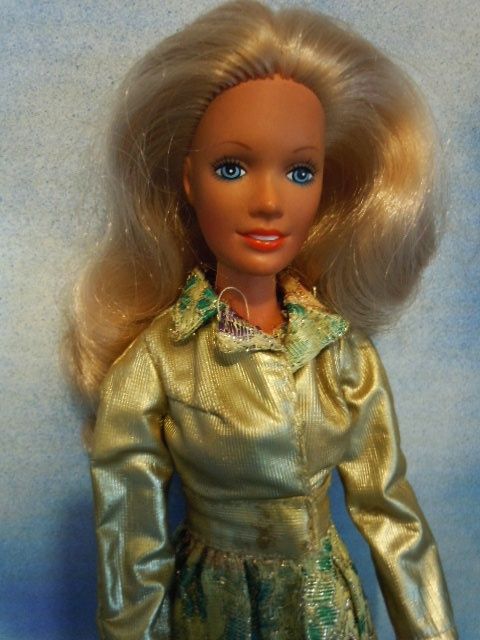 1978 Kenner 12 Darci Fashion Model w Portfolio