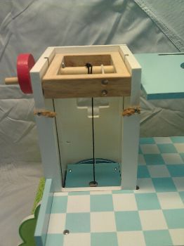 Le Toy Van Hospital Play Set