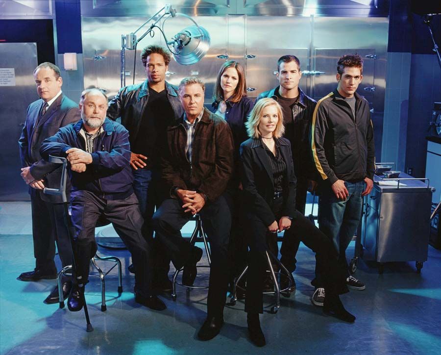 CSI Las Vegas 24 x 30 Cast Poster 1