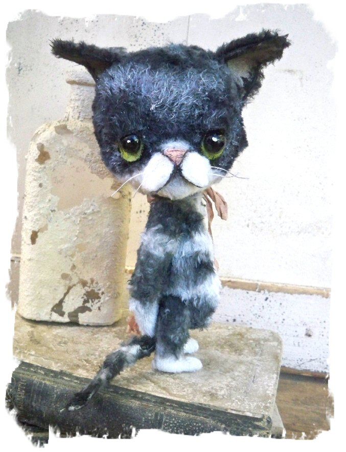 Antique RETRO Style ★ Big Eye Sad Pity Kitty CAT  Needs A Home★by