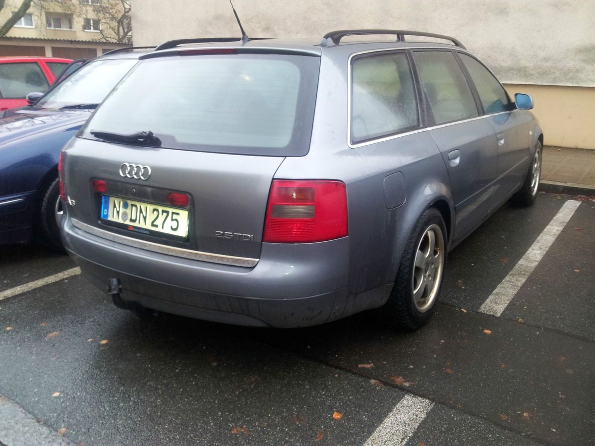 Audi A6 2,5 TDI Kombi Bj. 2001 TÜV 03/2014 Euro 3 Scheckheft