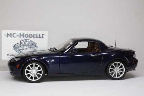 Mazda MX5 Roadster blau US Version AUTOart Neu/OVP 118