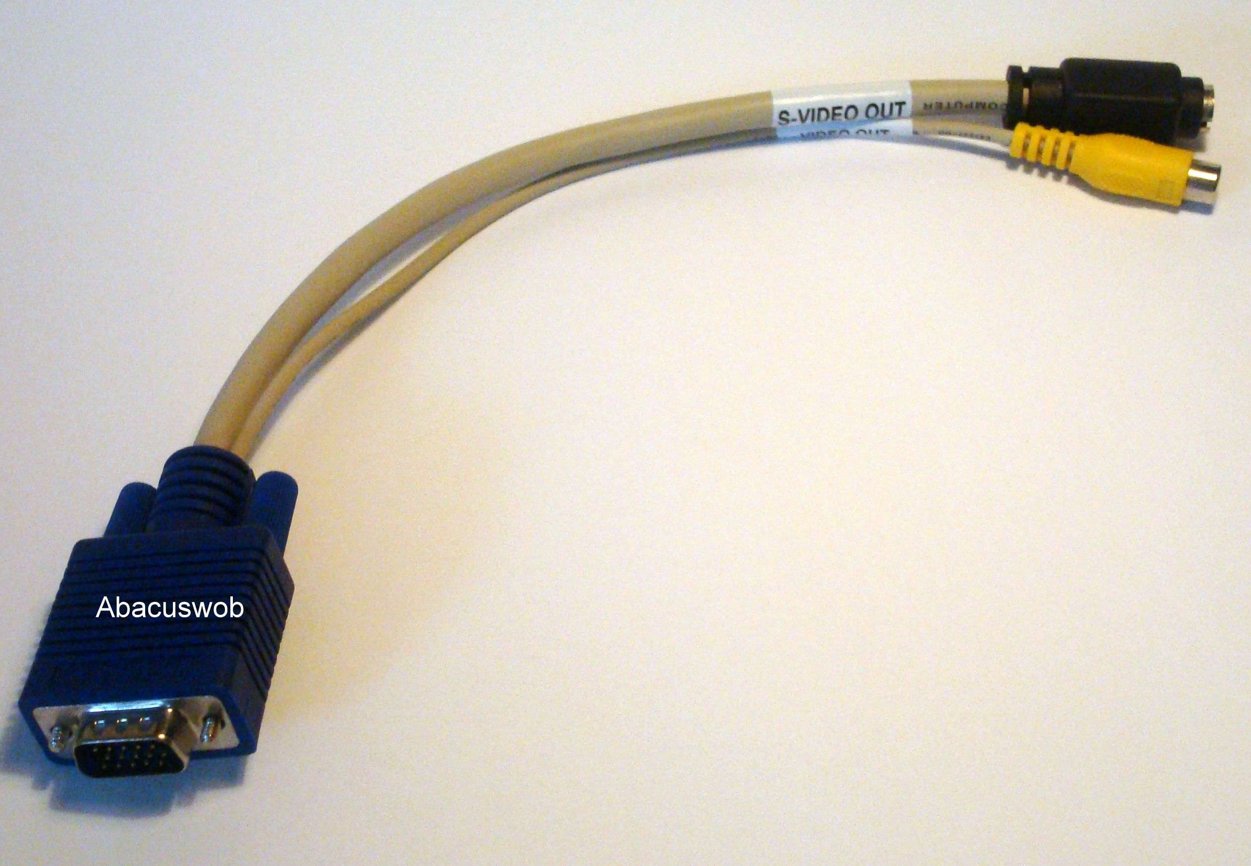 VGA auf AV Cinch / S VIDEO Splitter Matrox Videokabel 30cm