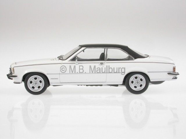 Commodore B GS/E Coupe polarweiss Modellauto 02777 Schuco 143