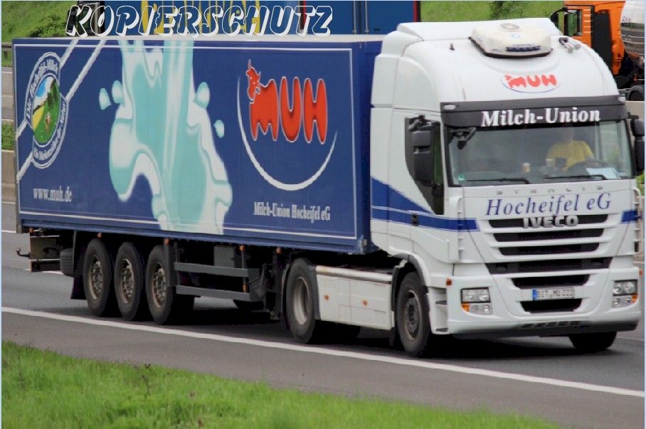 T66 AK, Ansichtskarte TRUCK / Milch Union   Hocheifel eG