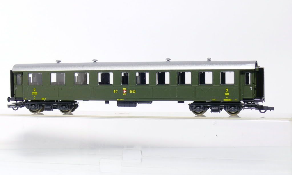 Roco 43023 Zug Set der SBB/CFF   Elektrolok Ce 6/8 Krokodil + 3