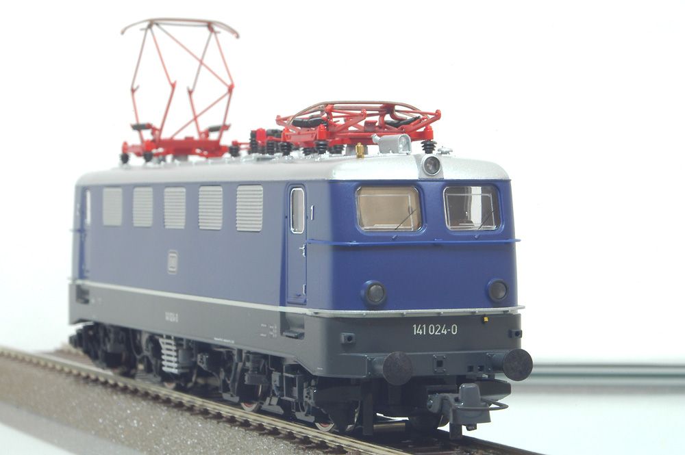 Roco H0 69658 E Lok BR 141 DB digital AC für Märklin Neu