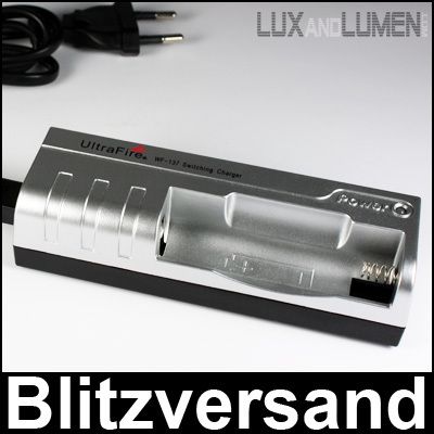 UltraFire WF 137 Ladegerät für 18650 17670 Li Ion Akku