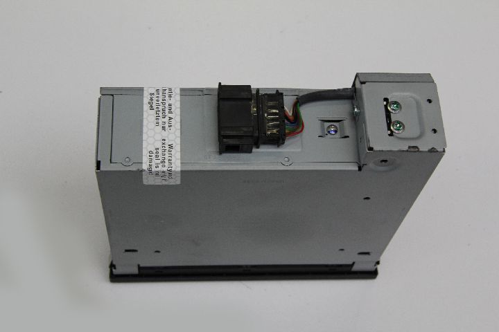 Audi A3 8P A4 B8 8K TT 8J CD Wechsler 8E0035111D CD Changer S3 S4 TTS