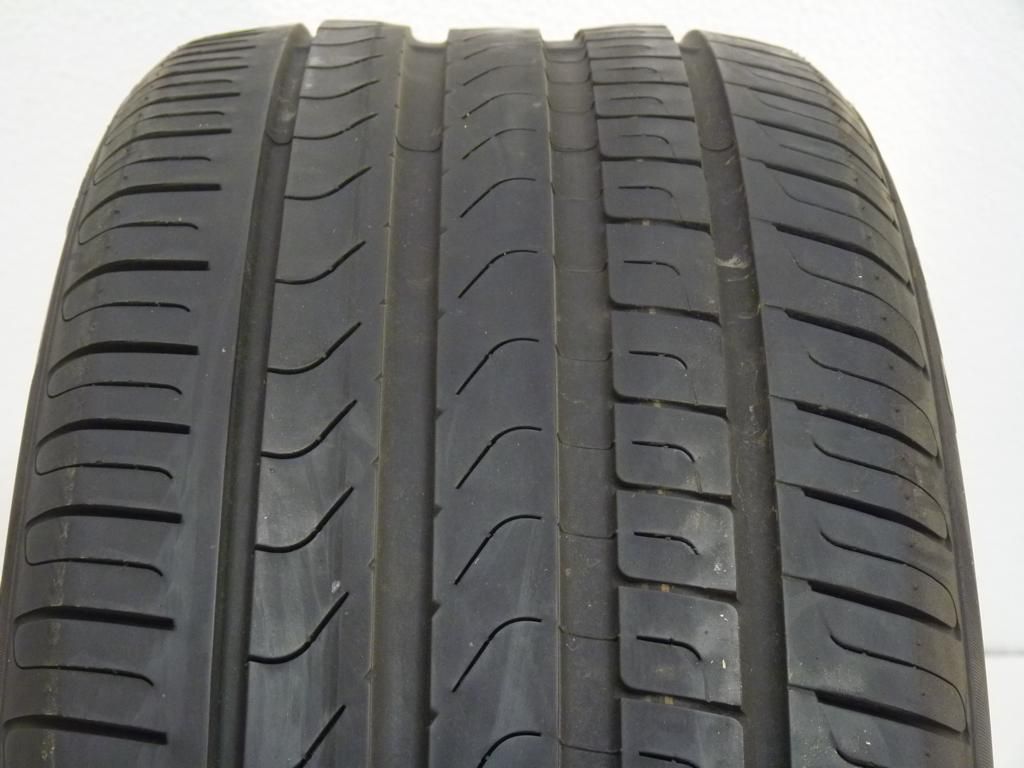 Sommerreifen 245/40 R18 93Y PIRELLI CINTURATO P7 (AUDI Kennung