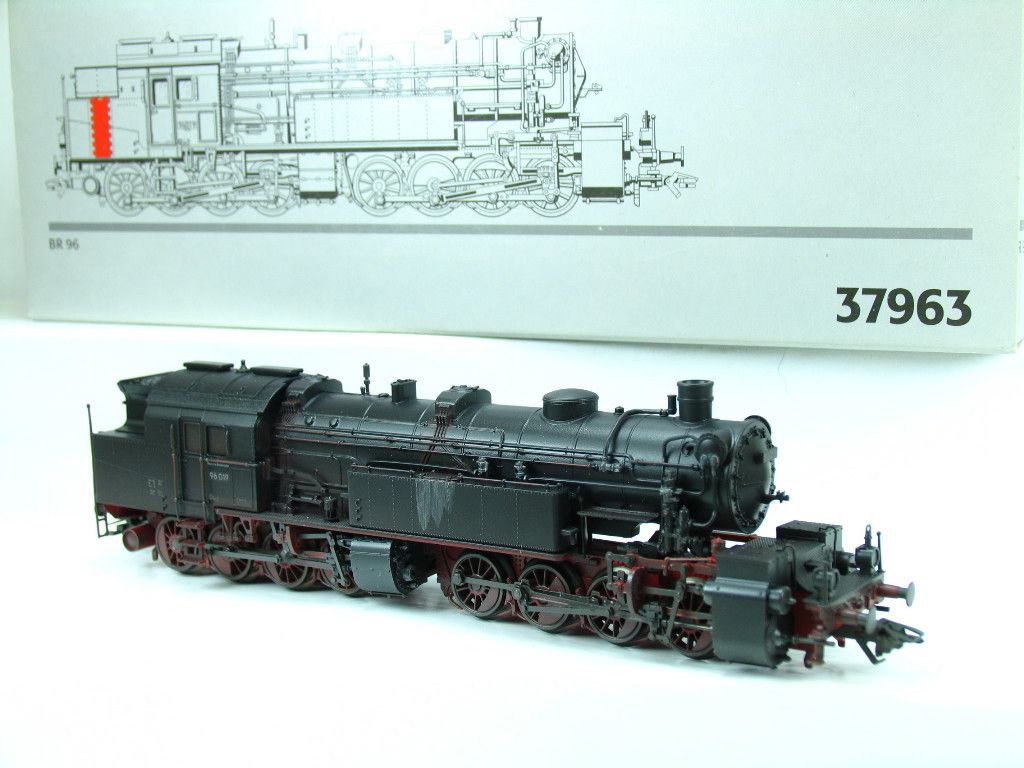 MÄRKLIN 37963 DAMPFLOK BR 96 GEALTERT SHM246