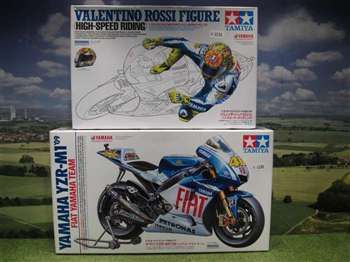 Tamiya 14117 14118 Bausatz Fahrerfigur Valentino Rossi + Yamaha YZR M1