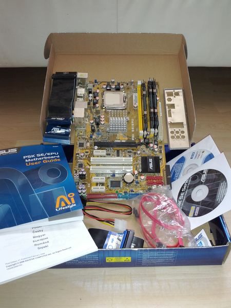 Hiermit versteigere ich ein ASUS P5K SE/EPU Sockel 775 / DDR2