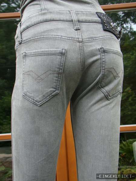 REPLAY EXCLUSIVE DAMEN JEANS W8366 W 26 NEU UVP 220 €