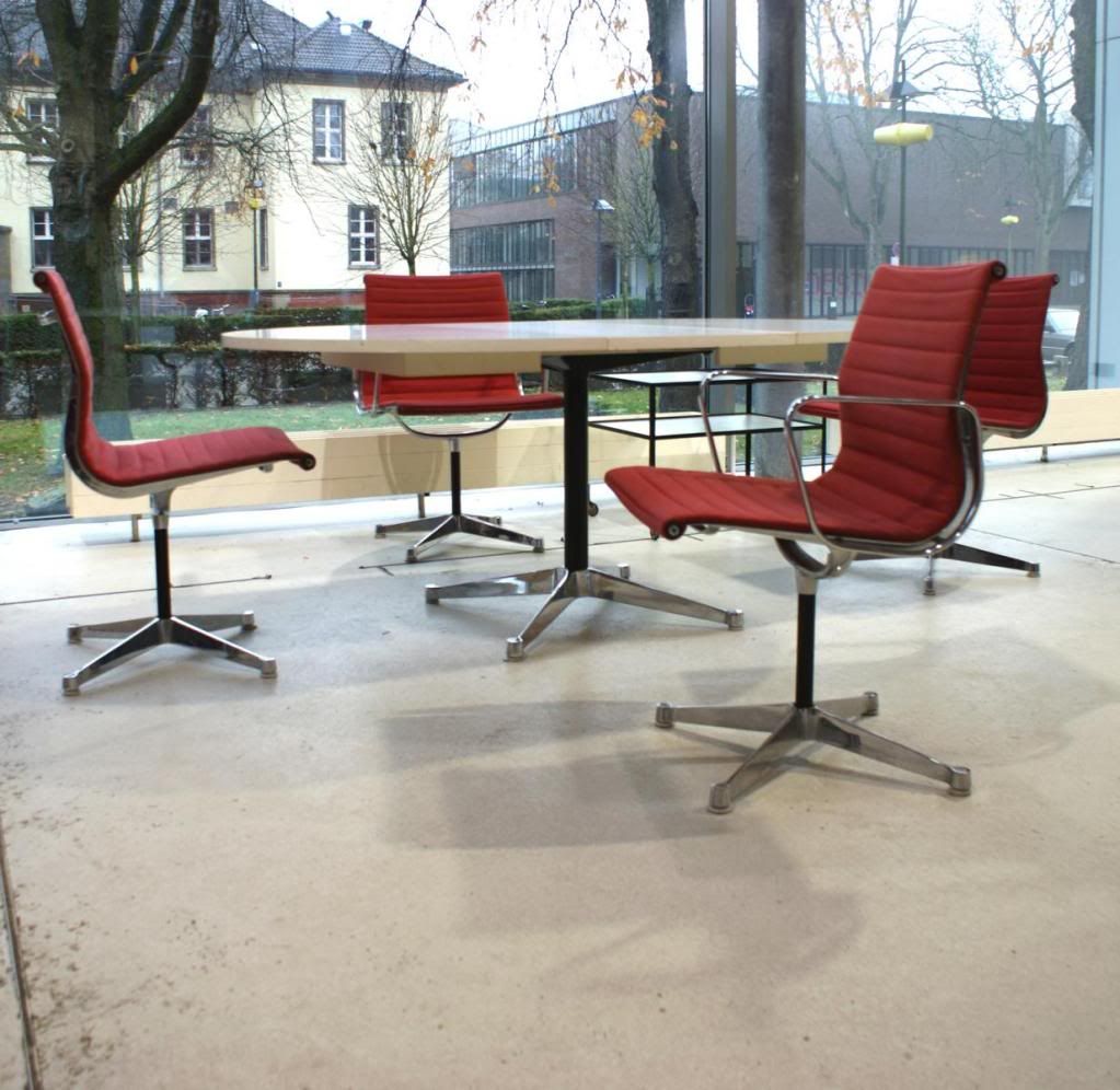 Charles Eames contract segmented Tisch Esstisch Vitra Herman Miller