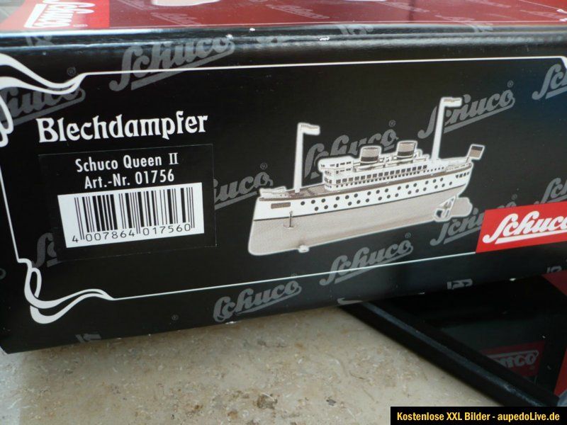 Schuco   schwimmfähiger Blechdampfer Queen II / blau weiß