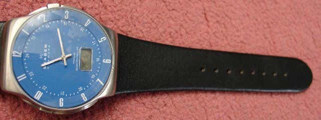 Skagen 732 XLTLN G Funkuhr, TITAN Gehäuse, Originalverpackung