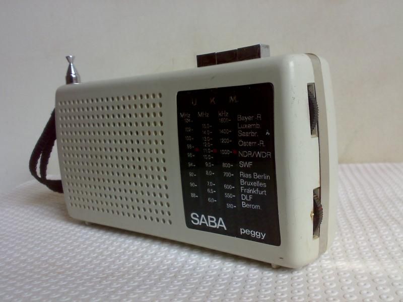 VINTAGE SABA PEGGY G RADIO TRANSISTORRADIO KOFFERRADIO 70er 70s 1971