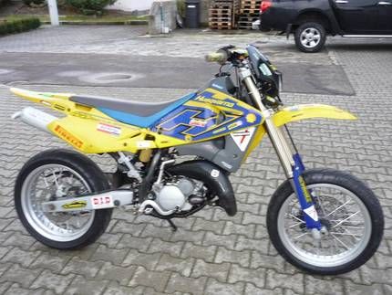 Husqvarne 125 RM fast 40Ps Supermoto +Zubeh. Cross Super moto TOP