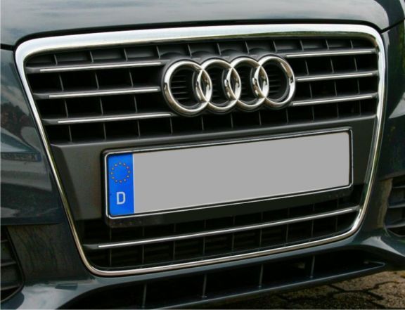 Audi A4 A5 S4 RS4 S5 RS5 Chromstreben quer Kühlergrill S line 8K B8