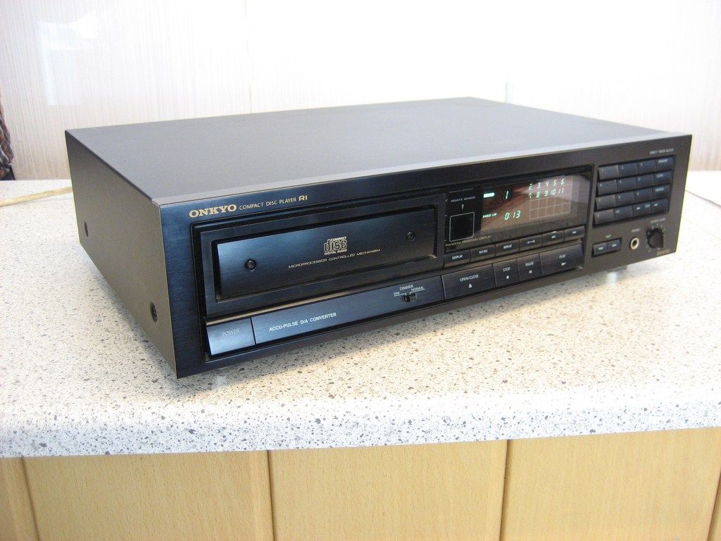 ONKYO DX 6730  DX6730  CD Player