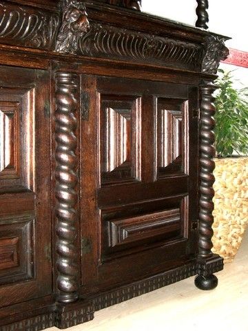 XL  MEGA Renaissance Schrank ANTIK Kredenz Buffet Kabinett Eiche