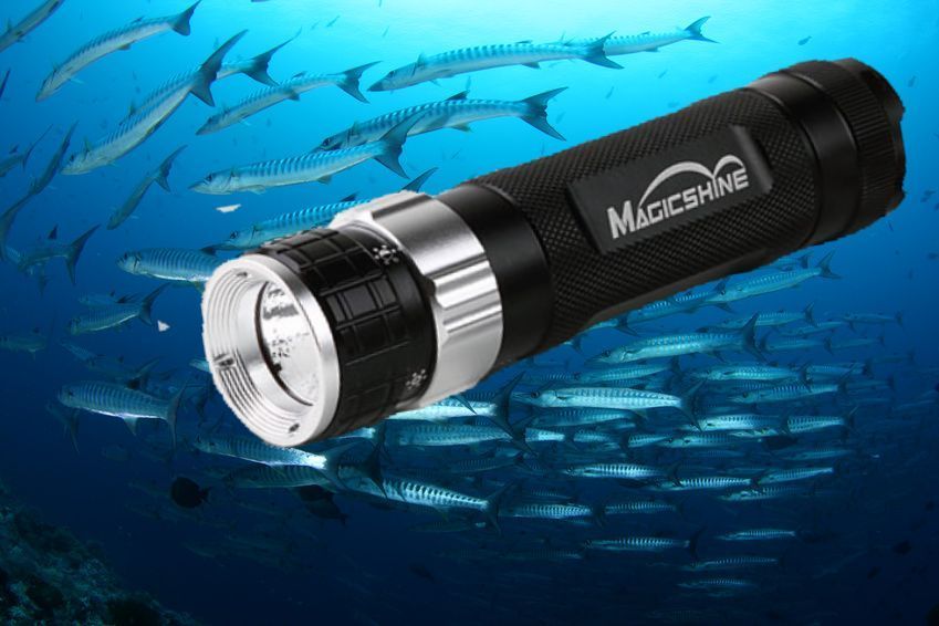 Magicshine© MJ 852 B, Cree LED XP G Tauchlampe 400 lm (lumen) hell