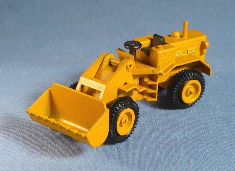 NZG 112 Caterpillar Radlader CAT 920 187