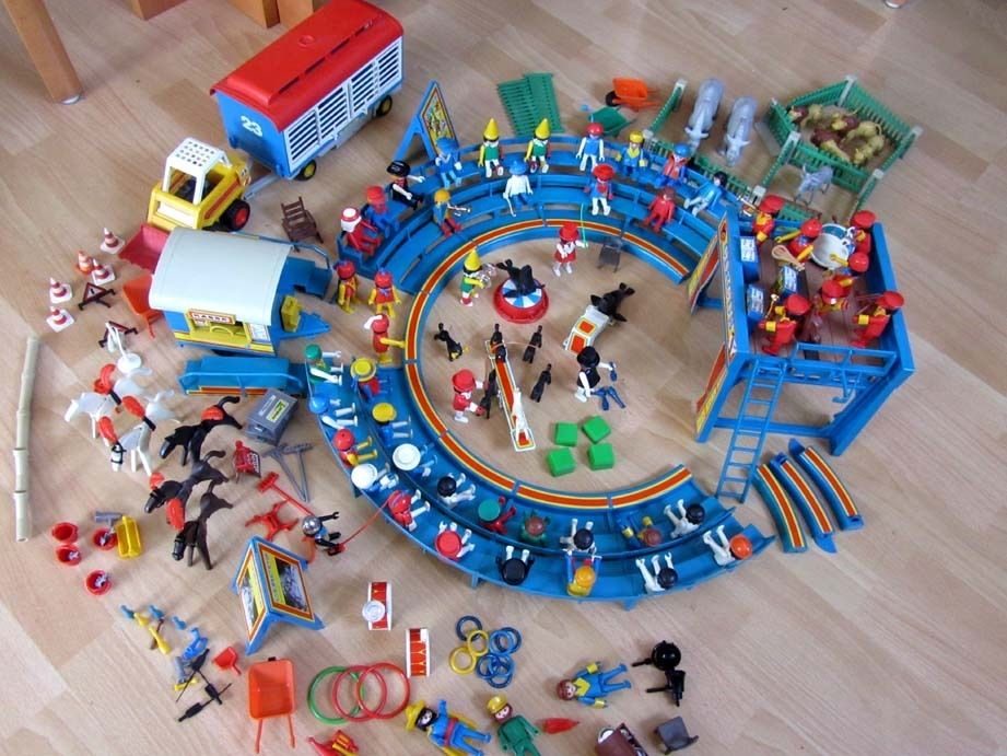 Riesige Menge Playmobil Circus Zirkus Manege Kassen. Raubtierwagen 50