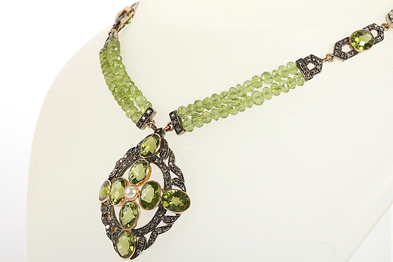 GELEGENHEIT AUS PRIVATBESITZ#925 ANTIK COLLIER GOLD 750 PERIDOT