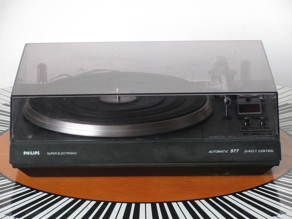 Philips 977